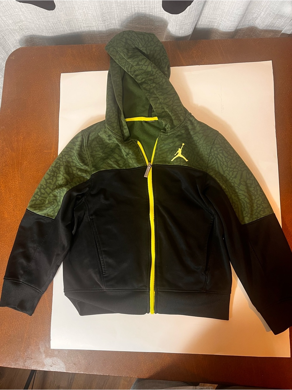 Jordan Kids Olive & Black Zip Hoodie with Yellow Trim SIZE BOYS 10